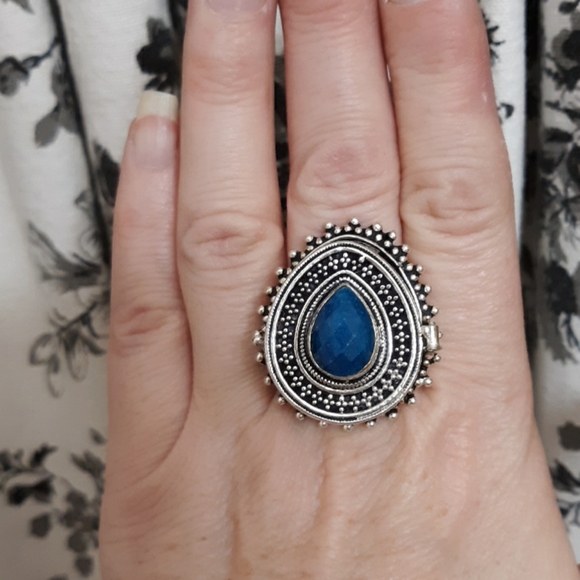 New Chalcedony 925 Silver Poison Ring. - Picture 3 of 8
